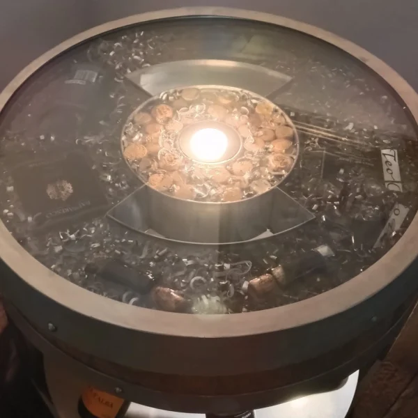 Barrique d'arredo personalizzabile Soft con illuminazione e piano in vetro