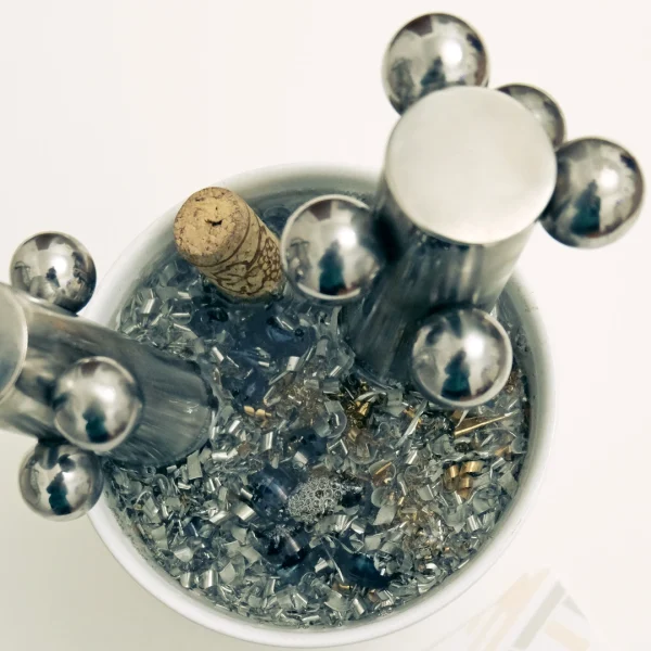 Fantasy – Vaso idea regalo con resina effetto acqua e dettagli meccanici - immagine 62