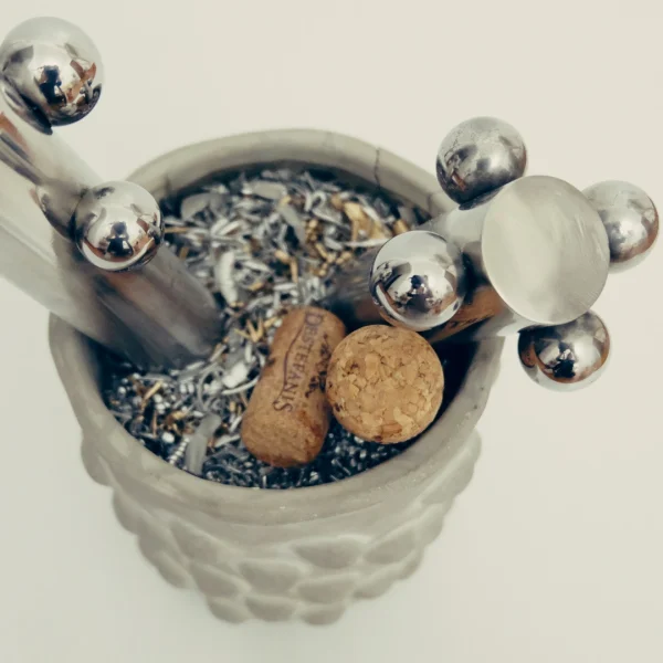 Fantasy – Vaso idea regalo con resina effetto acqua e dettagli meccanici - immagine 41