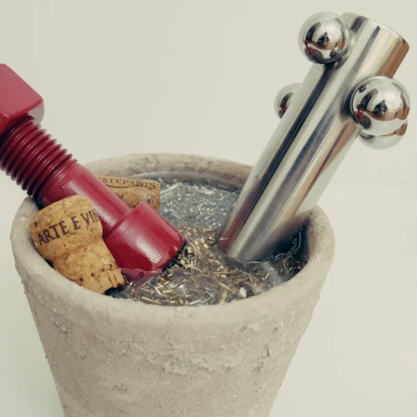 Fantasy – Vaso idea regalo con resina effetto acqua e dettagli meccanici - immagine 39