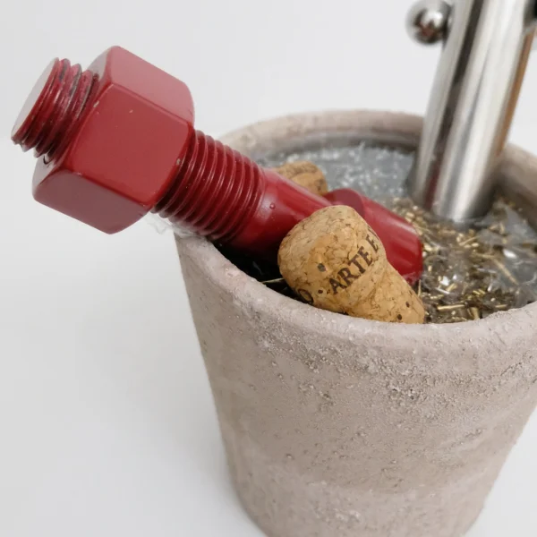 Fantasy – Vaso idea regalo con resina effetto acqua e dettagli meccanici - immagine 35