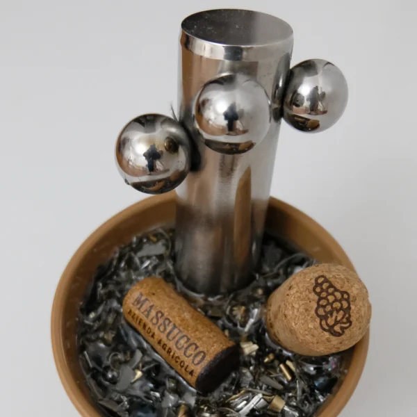 Fantasy – Vaso idea regalo con resina effetto acqua e dettagli meccanici - immagine 29
