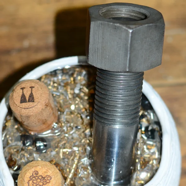Fantasy – Vaso idea regalo con resina effetto acqua e dettagli meccanici - immagine 100
