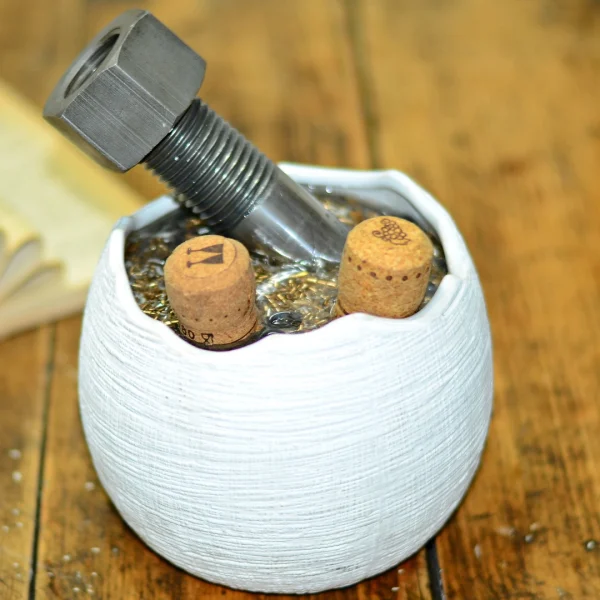 Fantasy – Vaso idea regalo con resina effetto acqua e dettagli meccanici - immagine 99