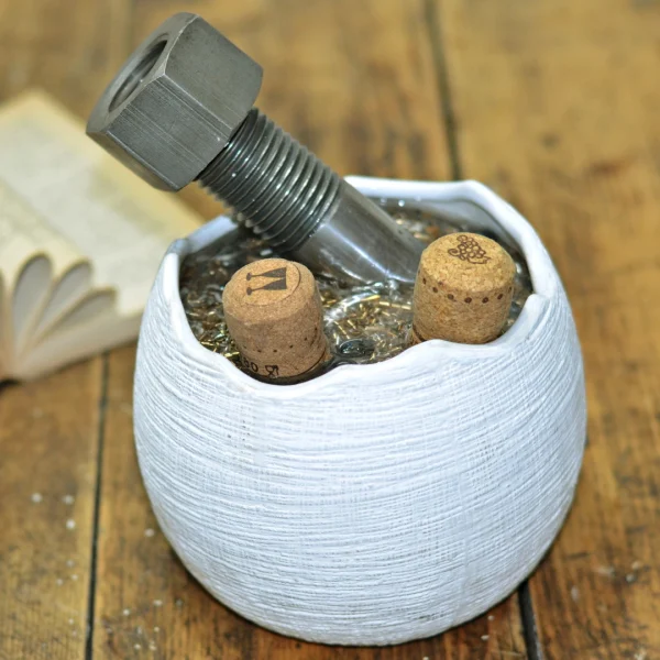 Fantasy – Vaso idea regalo con resina effetto acqua e dettagli meccanici - immagine 95