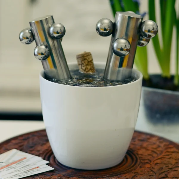 Fantasy – Vaso idea regalo con resina effetto acqua e dettagli meccanici - immagine 94