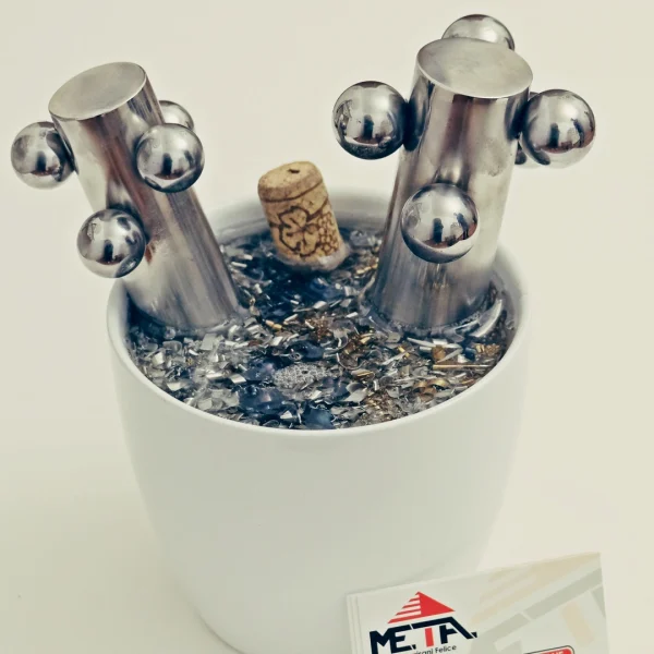 Fantasy – Vaso idea regalo con resina effetto acqua e dettagli meccanici - immagine 80