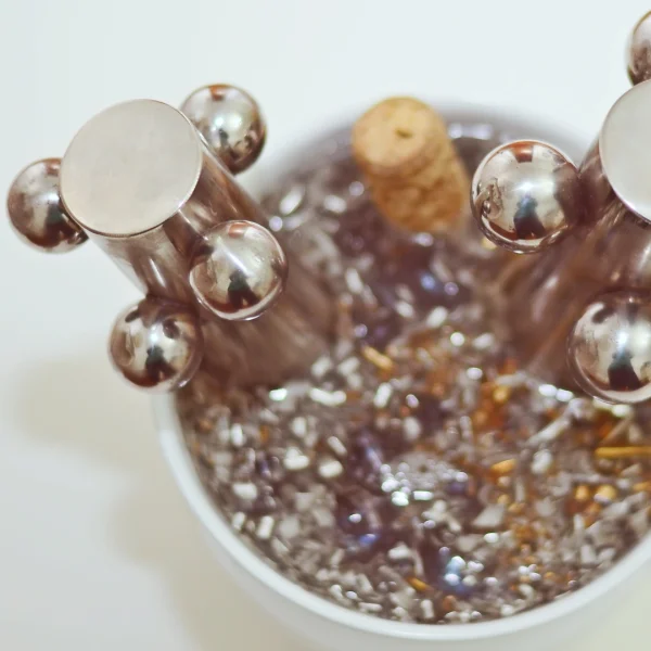 Fantasy – Vaso idea regalo con resina effetto acqua e dettagli meccanici - immagine 79
