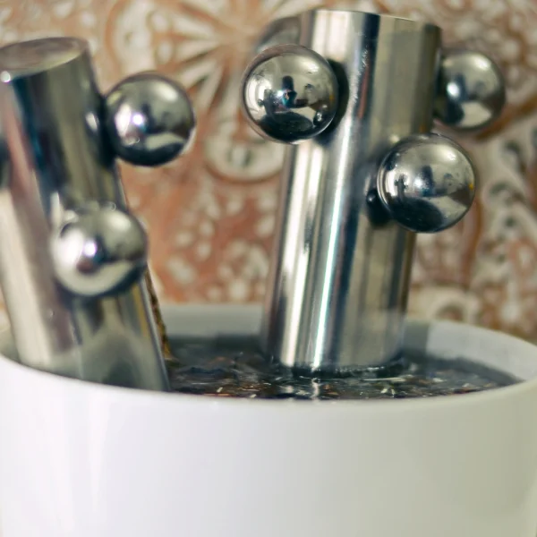 Fantasy – Vaso idea regalo con resina effetto acqua e dettagli meccanici - immagine 78
