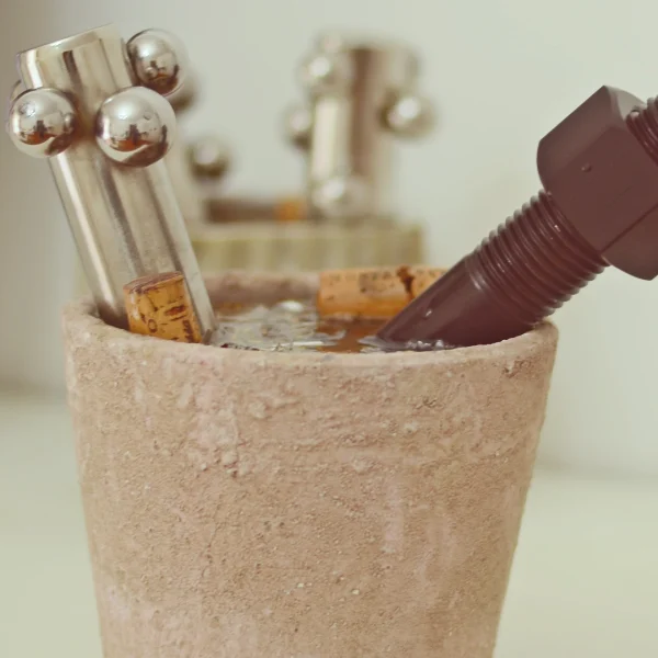 Fantasy – Vaso idea regalo con resina effetto acqua e dettagli meccanici - immagine 75