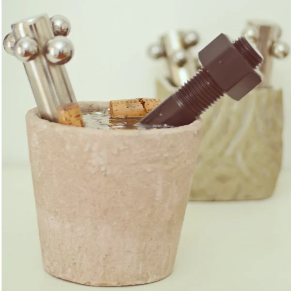 Fantasy – Vaso idea regalo con resina effetto acqua e dettagli meccanici - immagine 73