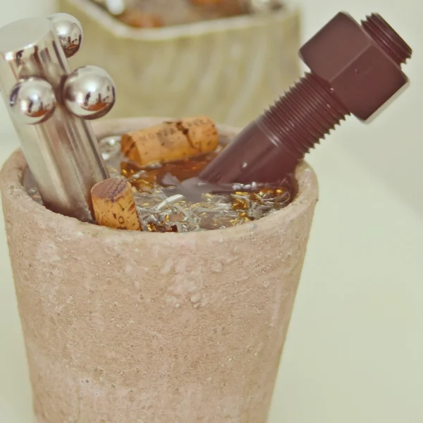 Fantasy – Vaso idea regalo con resina effetto acqua e dettagli meccanici - immagine 69