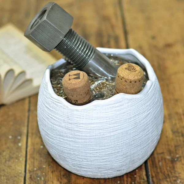 Fantasy – Vaso idea regalo con resina effetto acqua e dettagli meccanici - immagine 26