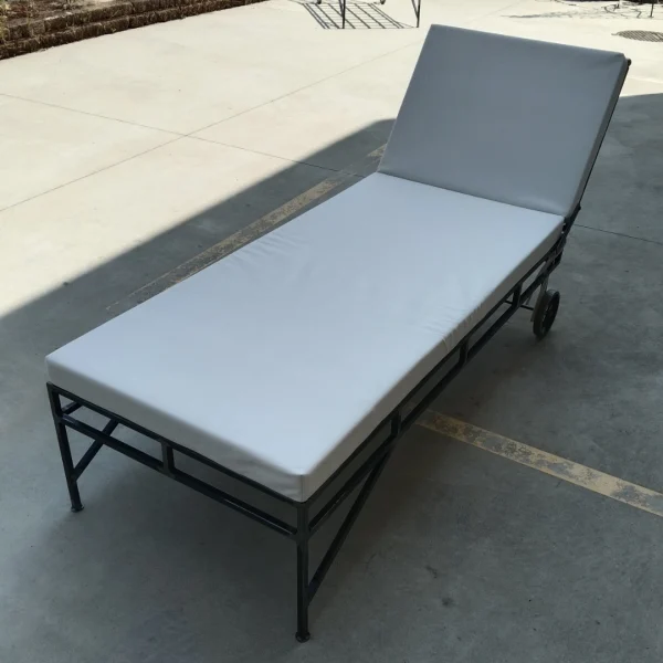 Lettino Artigianale in Acciaio da Giardino e Piscina | Design Industrial - immagine 6