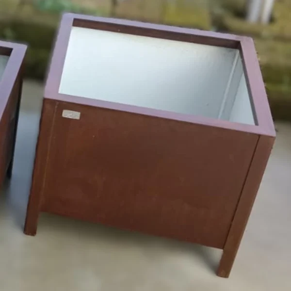 Fioriere Artigianali in Acciaio Effetto Corten (60x60x50 cm) - Design Moderno - immagine 2
